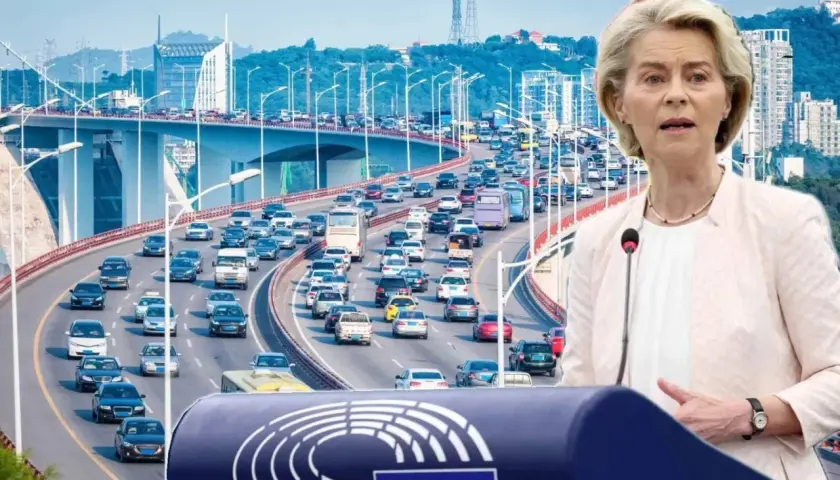 Ursula von der Leyen przemawia na tle zakazu samochodów spalinowych, który widać na zatłoczonej autostradzie.